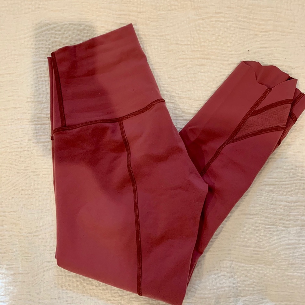 Lululemon crop leggings